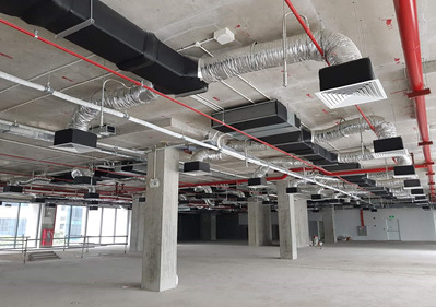 Điều Hòa Công Nghiệp Khác Gì Quạt Thông Gió? Nhiều Xưởng Vẫn Hiểu Sai!